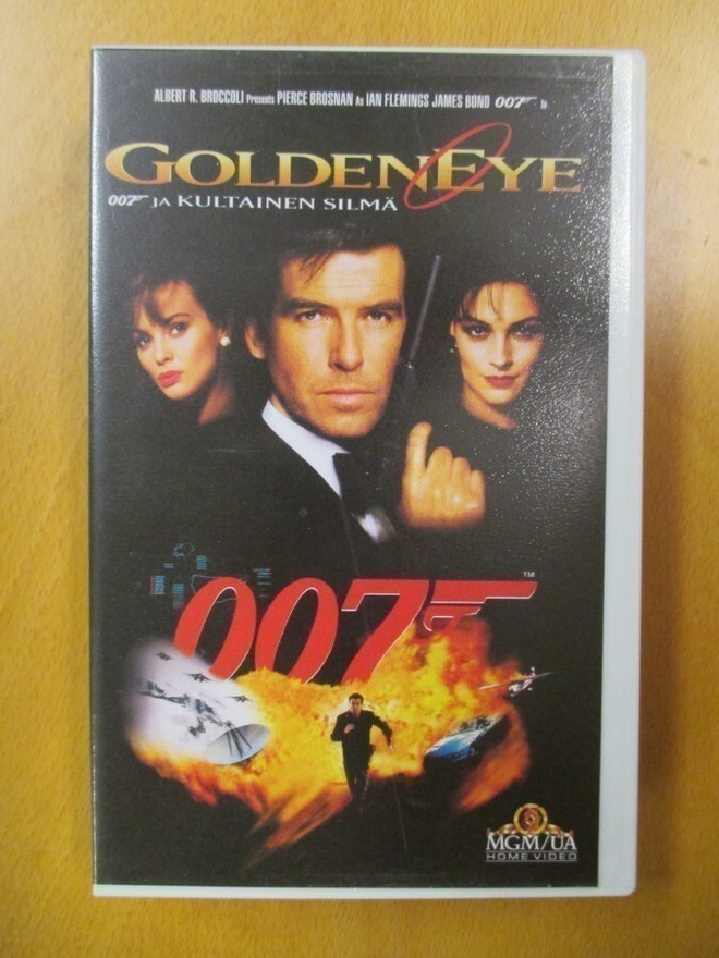James Bond - Golden Eye (Kultainen Silmä, vhs)