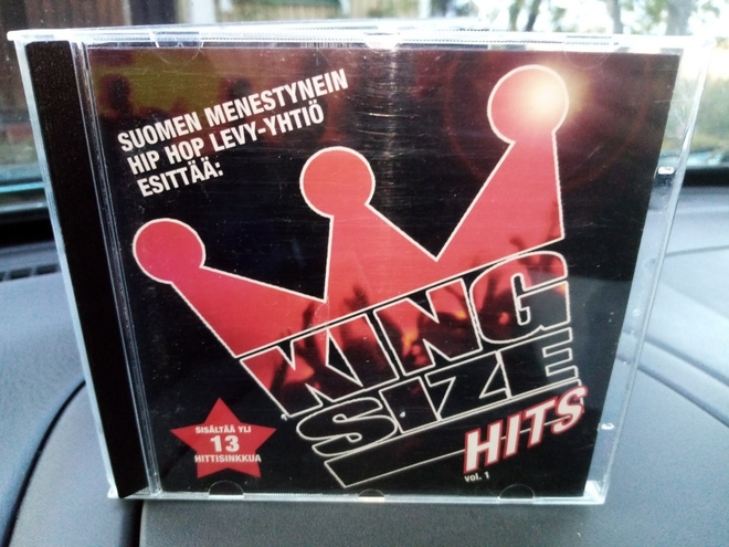 CD KINGSIZE HITS VOL. 1 ( SIS POSTIKULU)