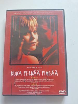 Kuka Pelkää Pimeää