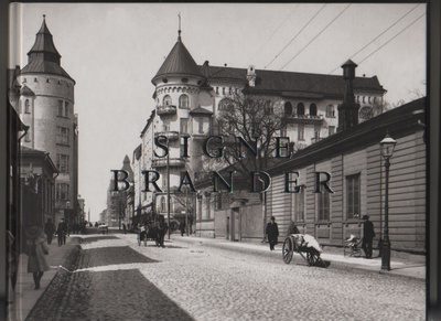 Signe Brander : 1869-1942 : Helsingin valokuvaaja, yvk, K4