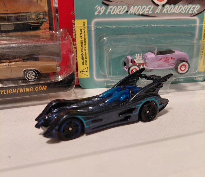 Batman Robin tms härpäke bättis Batmobil Hot Wheels