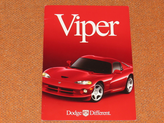 2000 Dodge Viper V10 PRESTIGE esite - 32 siv - KUIN UUSI