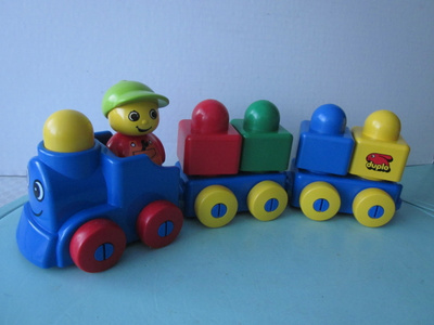 Lego Duplo Primo juna, poika + palikoita