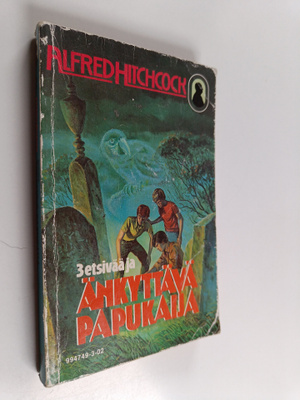 Robert Arthur : 3 etsivää ja änkyttävä papukaija