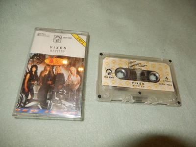 Vixen - Rev it up c-kasetti