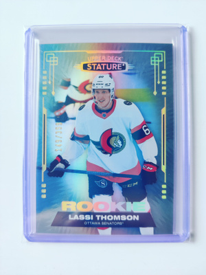 Lassi Thomson 21-22 UD Stature Rookie /399
