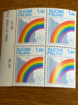 KANSAINVÄLINEN RAUHANVUOSI NELIÖ NUMERO MARGINAALILLA**