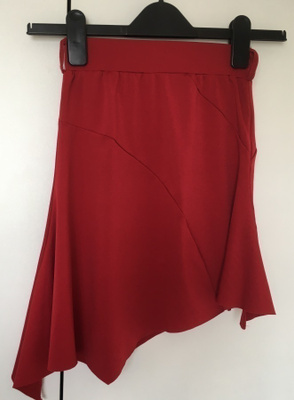 Puolihame punainen, koko 122/128cm