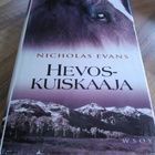 Nicholas Evans : Hevoskuiskaaja - pikkukuva 1