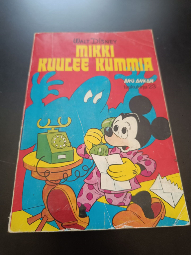 Aku Ankan taskukirja 23 ensimmäinen painos