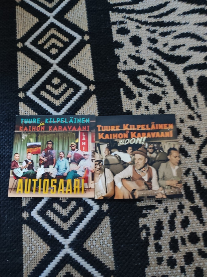Tuure Kilpeläinen ja Kaihon Karavaani X2 cds