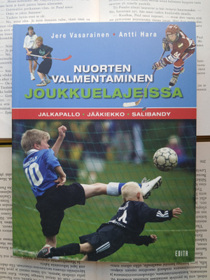 Jere Vasarainen - Nuorten valmentaminen joukkuelajeissa