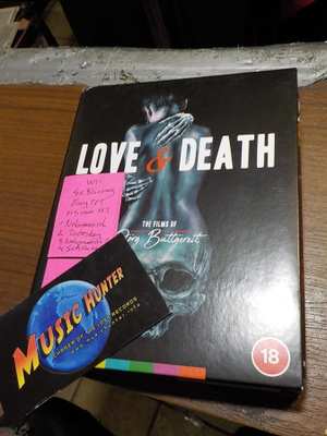 LOVE & DEATH UUSI 4x BLU-RAY BOKSI (W)