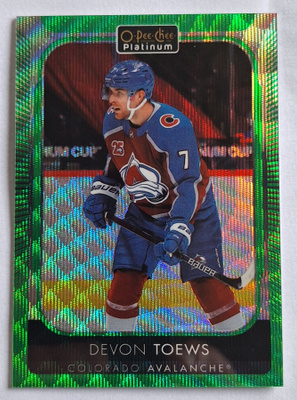 2021-22 O-Pee-Chee Platinum Emerald Surge 117 Devon Toews SN
