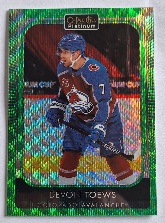 2021-22 O-Pee-Chee Platinum Emerald Surge 117 Devon Toews SN