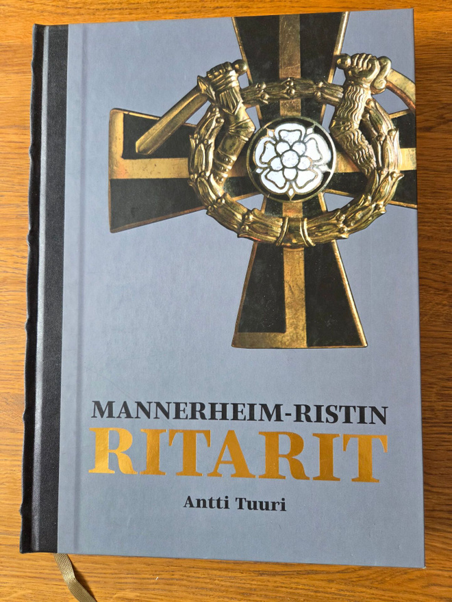Antti Tuuri: Mannerheim-ristin ritarit. Numeroitu arvoteos