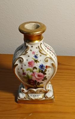 Pieni pullo, posliinia