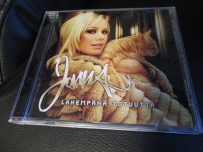 JONNA - LÄHEMPÄNÄ TOTUUTTA CD