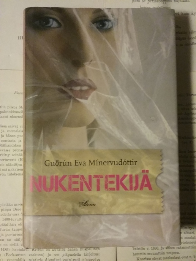 Gudrun Eva Minervudottir - Nukentekijä (sid.)