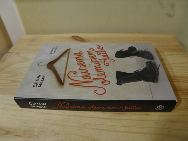 Caitlin Moran Naisena olemisen taito