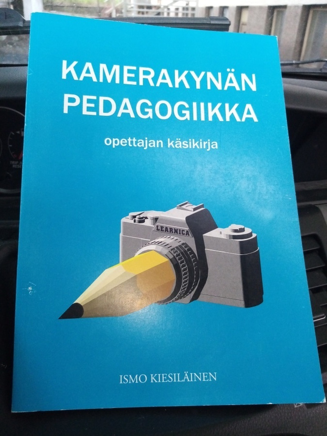 Kiesiläinen : Kamerakynän pedagogiikka ( SIS POSTIKKiinULU)