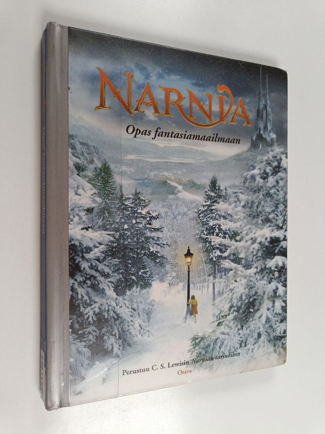 E. J. Kirk : Narnia : opas fantasiamaailmaan