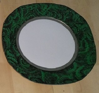 Käsinmaalattu posliinen tarjoilulautanen