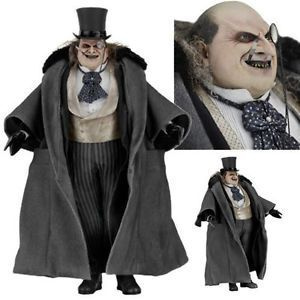 BATMAN RETURNS MAYORAL PENGUIN 40CM	(45 355)	1/4 scale actio