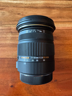 Sigma 17-50mm f/2.8 EX DC OS HSM Canon + objektiivilaukku