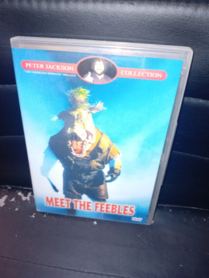 DVD Meet the Feebles ( SIS POSTIKULU )