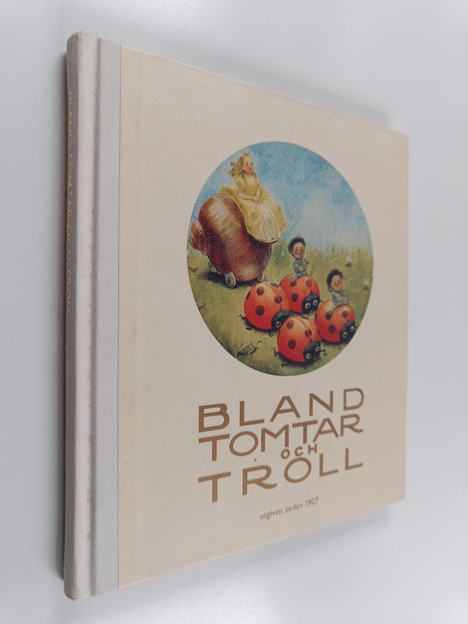 Bland tomtar och troll : 93. årgången