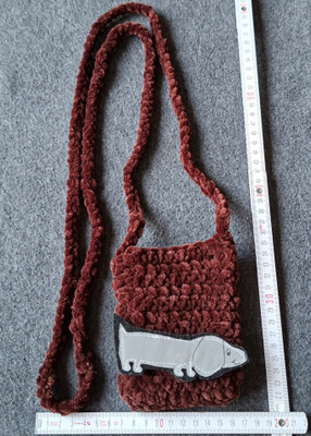 Alina´s Handmade virkattu pussukka vaikka koiran herkku naks
