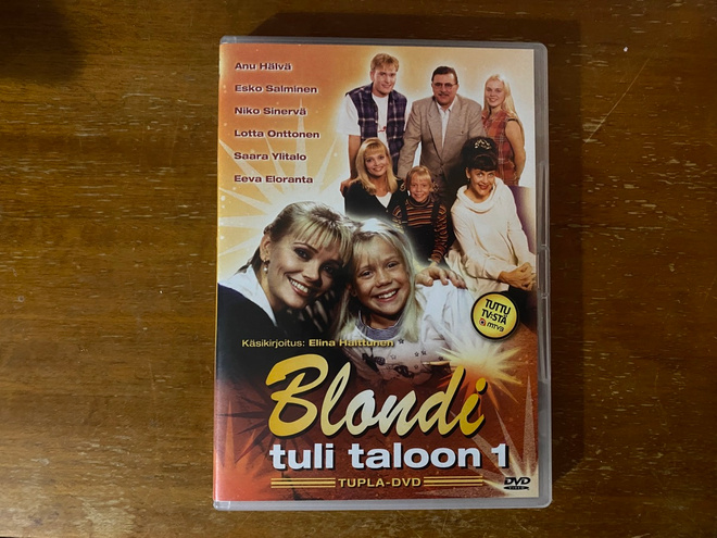 Blondi tuli taloon Kausi 1 DVD