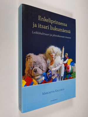 Marjatta Kalliala : Enkeliprinsessa ja itsari liukumäessä...