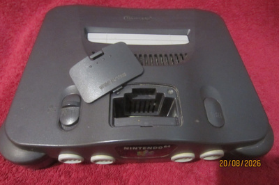 Nintendo  N64 Konsoli  (EUR/PAL)