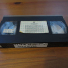 Väiski ja kumppanit vauhdissa (Warner Home Video) VHS vuokra - pikkukuva 2