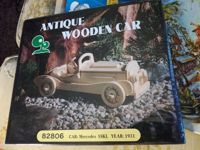 Rakennussarja Antique wooden car Mercedes SSKL