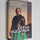 Leena Huovinen : Suorituksesta vapaa alue - pikkukuva 1