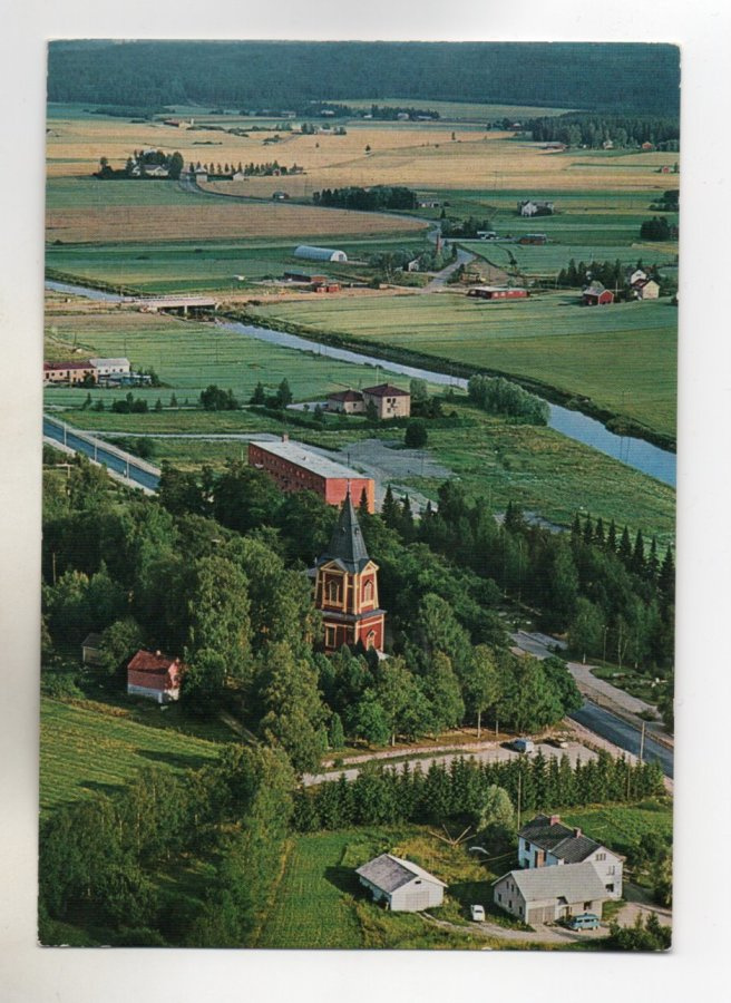 Punkalaidun: kirkko ilmakuva  (Velj.Karhumäki  6463)
