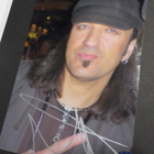 STRYPER 2x NIMIKIRJOITUKSET VALOKUVASSA - pikkukuva 3