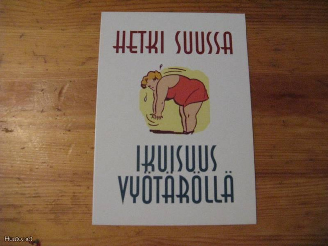 Kortti Hetki suussa - ikuisuus vyötäröllä