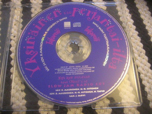 Taikapeili - Yksinäinen perjantai-ilta (promo cds)