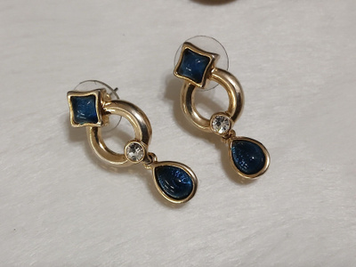 vintage Cabochon korvakorut emaloitu gold plated
