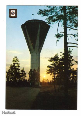 LAHTI: VESITORNI AURINGON LASKUN AIKAAN