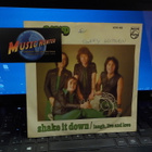 MUD - SHAKE IT DOWN 7" VG/VG - pikkukuva 1