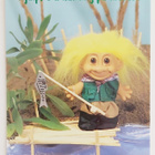 "Hjälp! Du har mig på kroken!"-KULKEMATON POSTIKORTTI - pikkukuva 1
