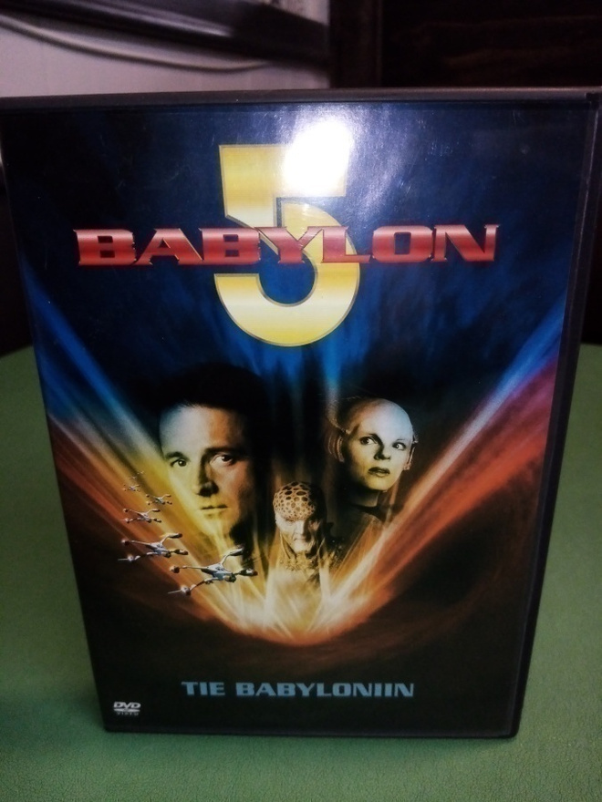 DVD :  Babylon 5 :  Tie Babyloniin ( SIS POSTIKULU)