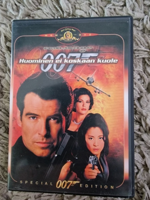 007 - Huominen ei koskaan kuole