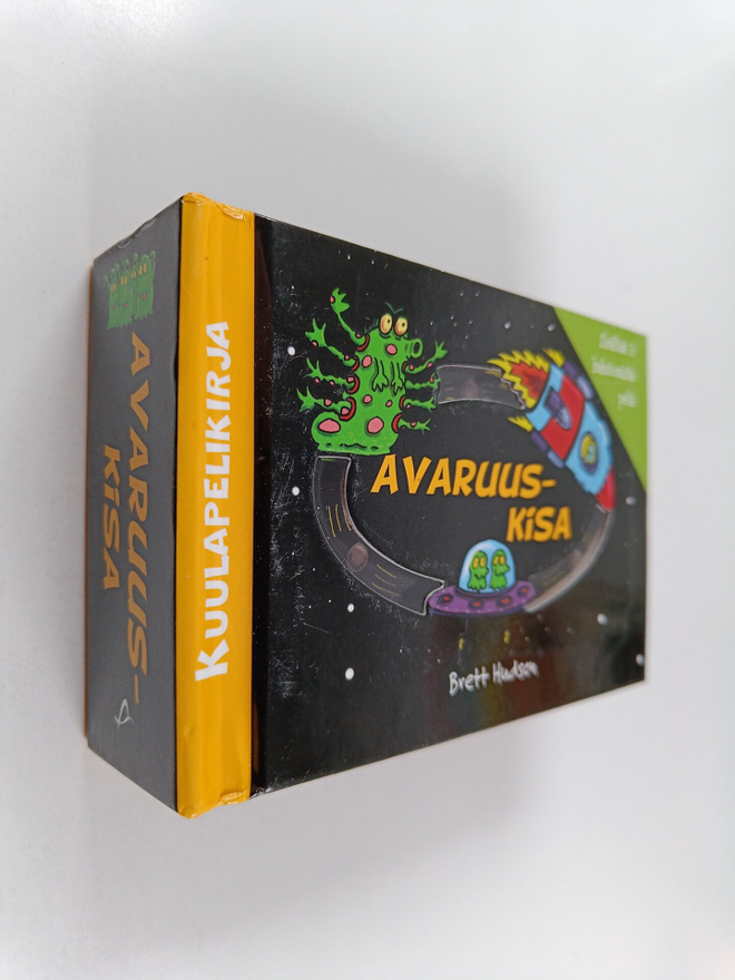 Brett Hudson : Avaruuskisa : kuulapelikirja