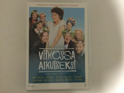 VIIKOSSA AIKUISEKSI (2015).   DVD.